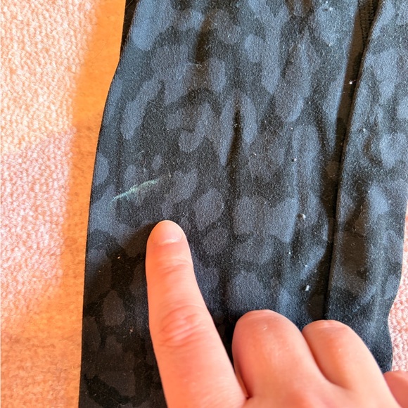 Lululemon Black Leopard Align Leggings - Picture 3 of 4